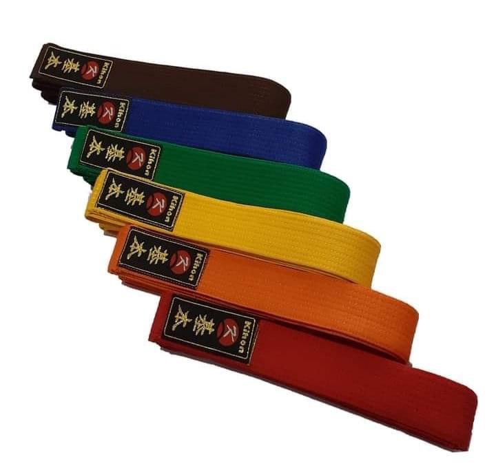 Opasky ,,OBI,, : farebné, saténové a šerpy schválené&nbsp;WKF